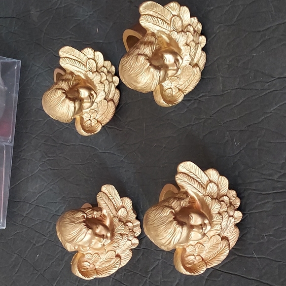 Angel Napkin Rings 4 pack Color: Antique Gold,EUC Nice Weight to Rings One Size - Picture 1 of 5